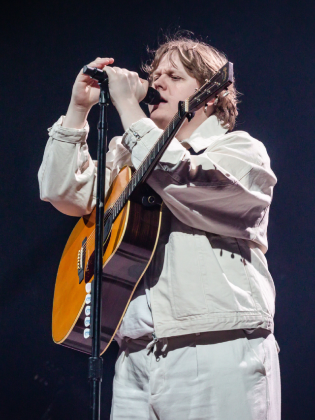 Lewis Capaldi’s Fans Help Finish Song