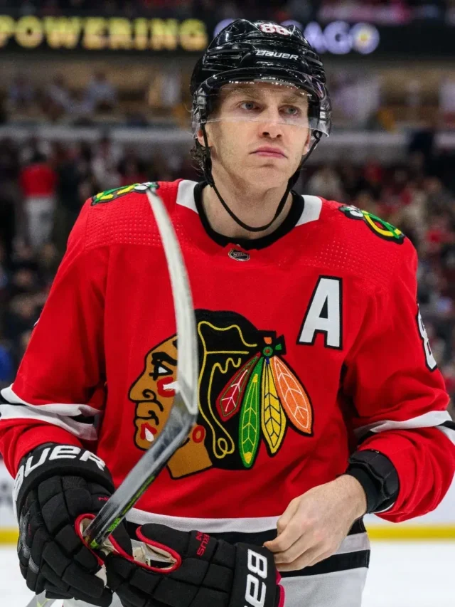 Blackhawks trade Patrick Kane